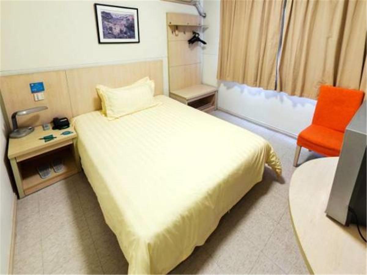 Jingjiang Inn Shanghai Hutai Road Exterior foto